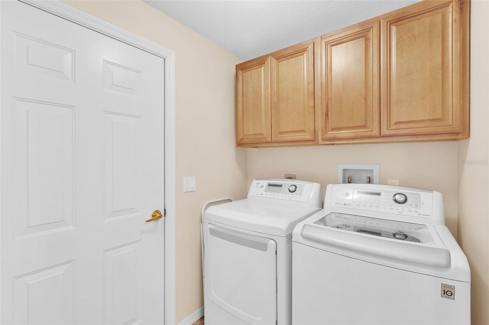 Image 29 of 32 For 4533 Cinnamon Drive 2707