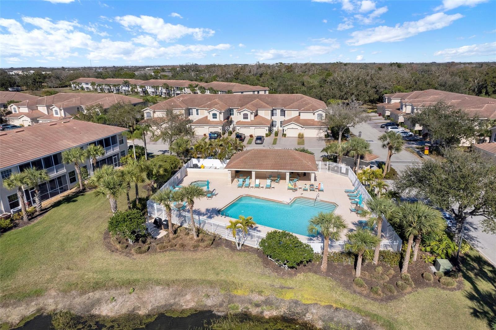 Image 8 of 32 For 4533 Cinnamon Drive 2707