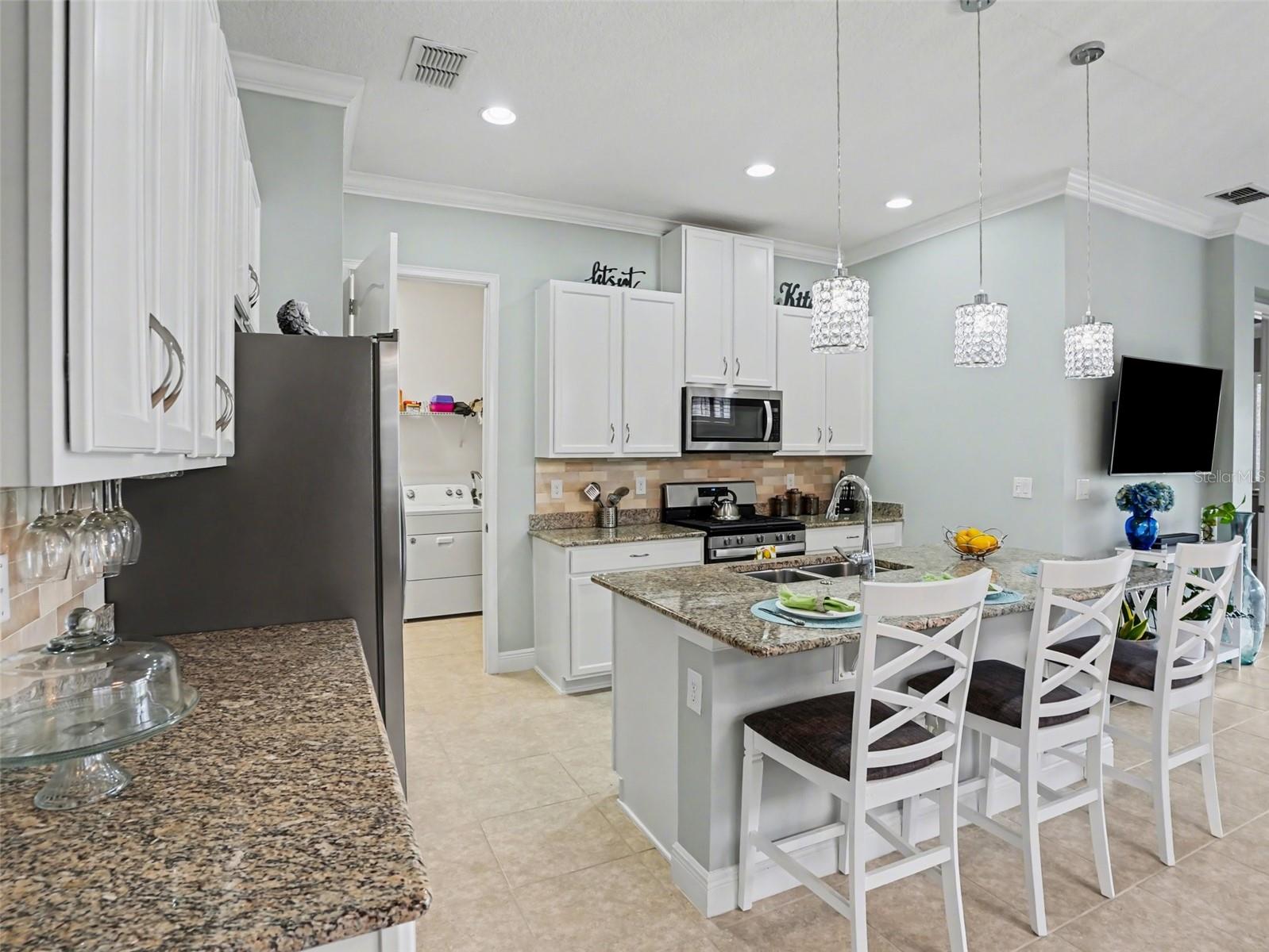 Image 11 of 40 For 2388 Datura Loop