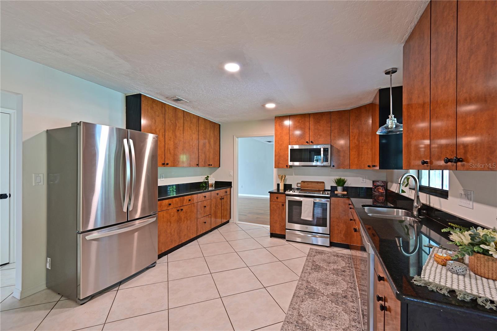 Image 6 of 35 For 1106 87th Street Nw