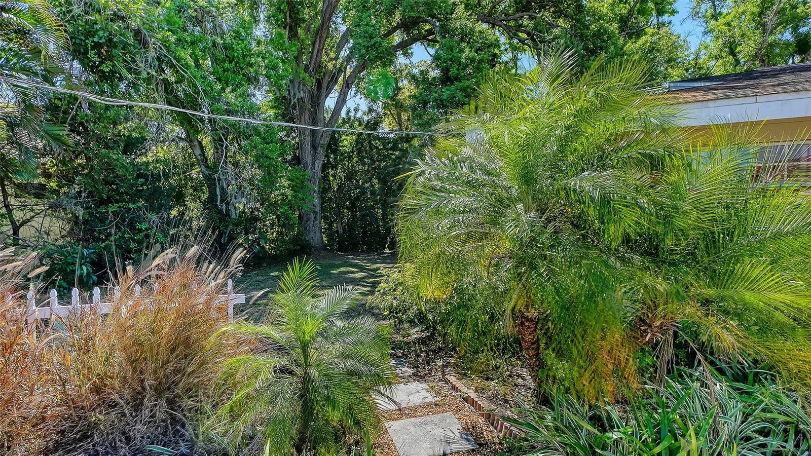 Image 37 of 69 For 836 Magellan Drive