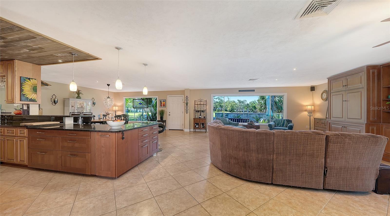 Image 6 of 69 For 836 Magellan Drive