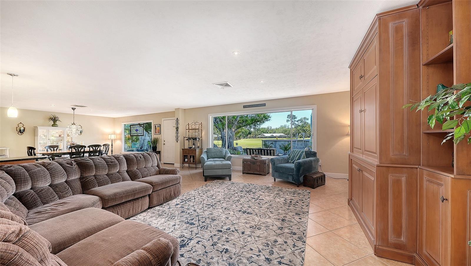 Image 8 of 69 For 836 Magellan Drive