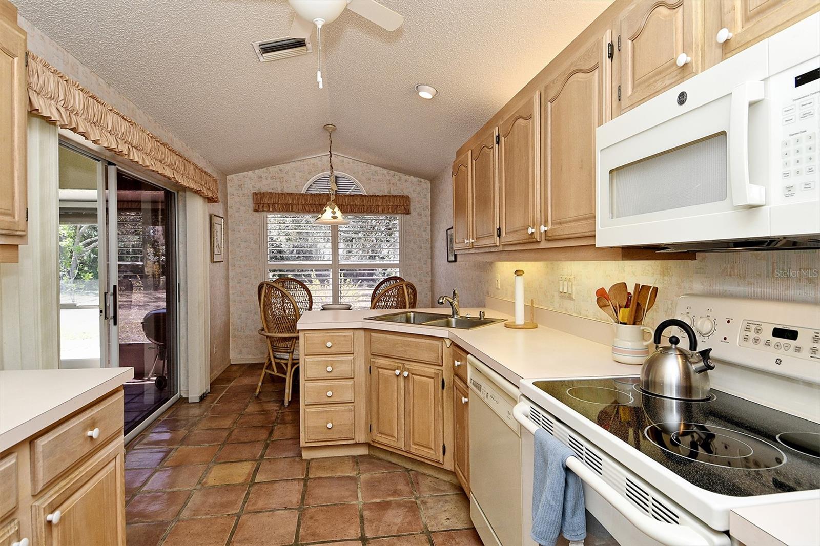 Image 18 of 60 For 720 Connemara Court