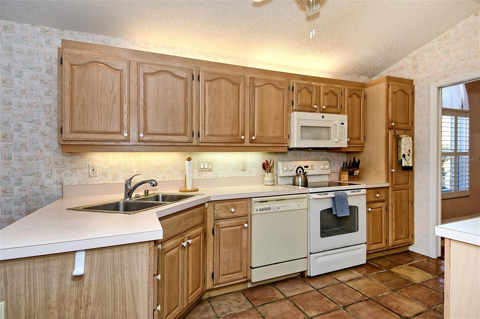 Image 19 of 60 For 720 Connemara Court