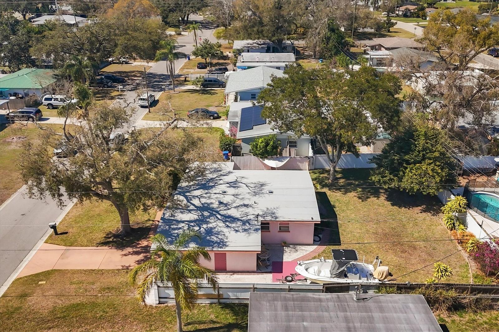 Image 36 of 40 For 3210 21st Avenue Drive W