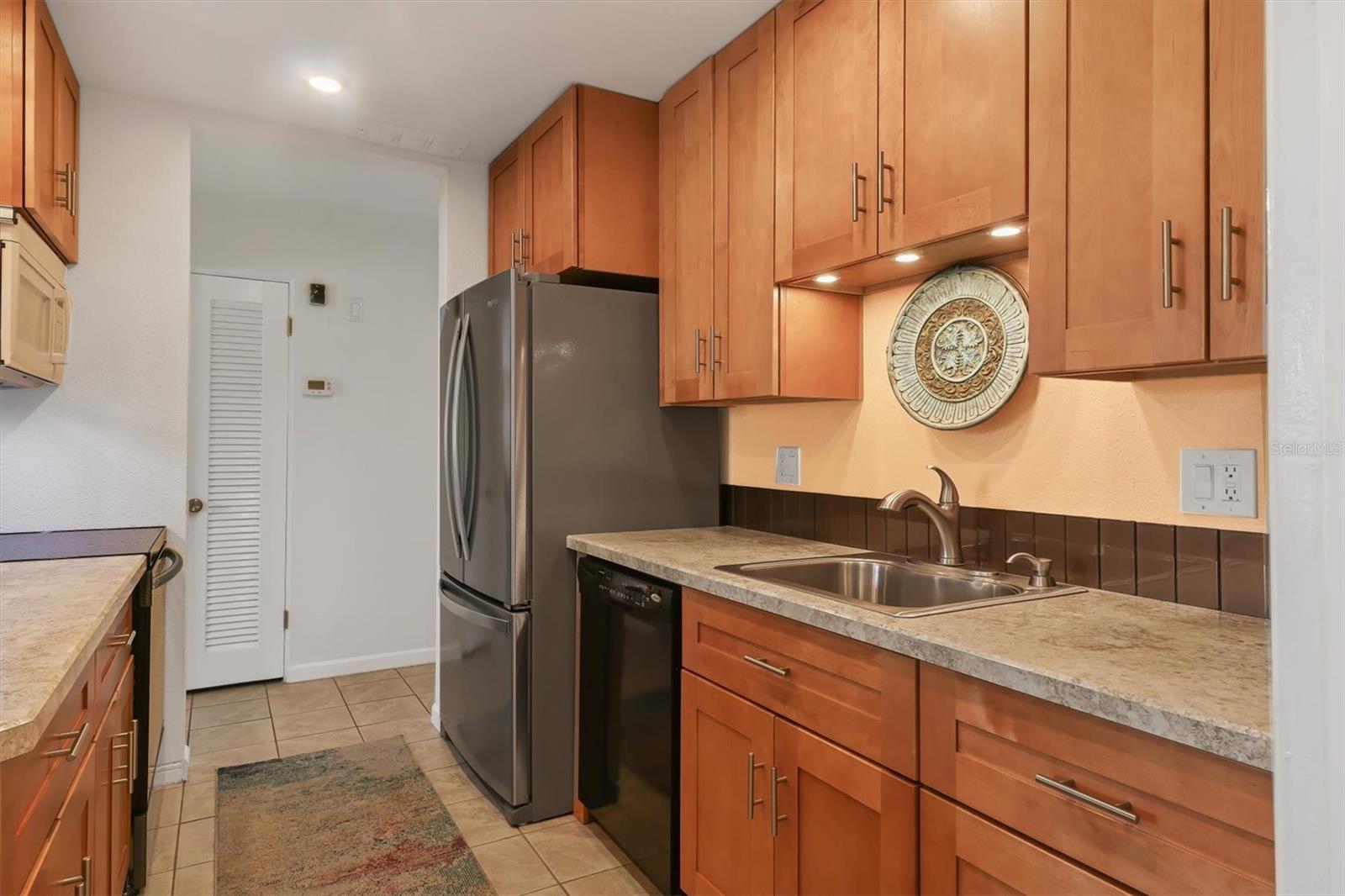 Image 7 of 40 For 3210 21st Avenue Drive W