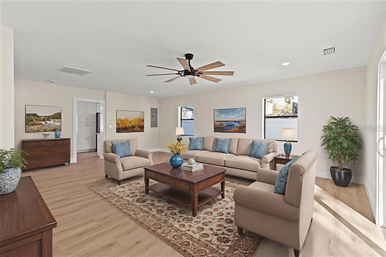 Listing photo id 8 for 5418 6th Avenue N