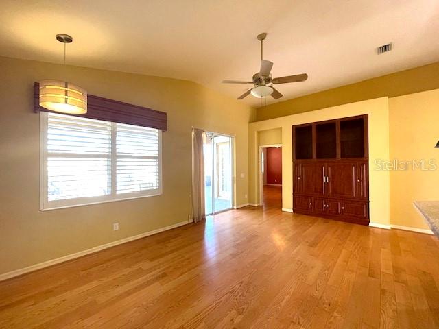 Image 10 of 25 For 1692 Old Summerwood Boulevard