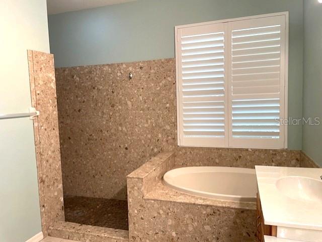 Image 16 of 25 For 1692 Old Summerwood Boulevard