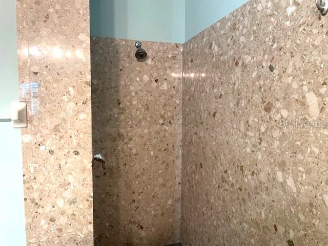 Image 18 of 25 For 1692 Old Summerwood Boulevard