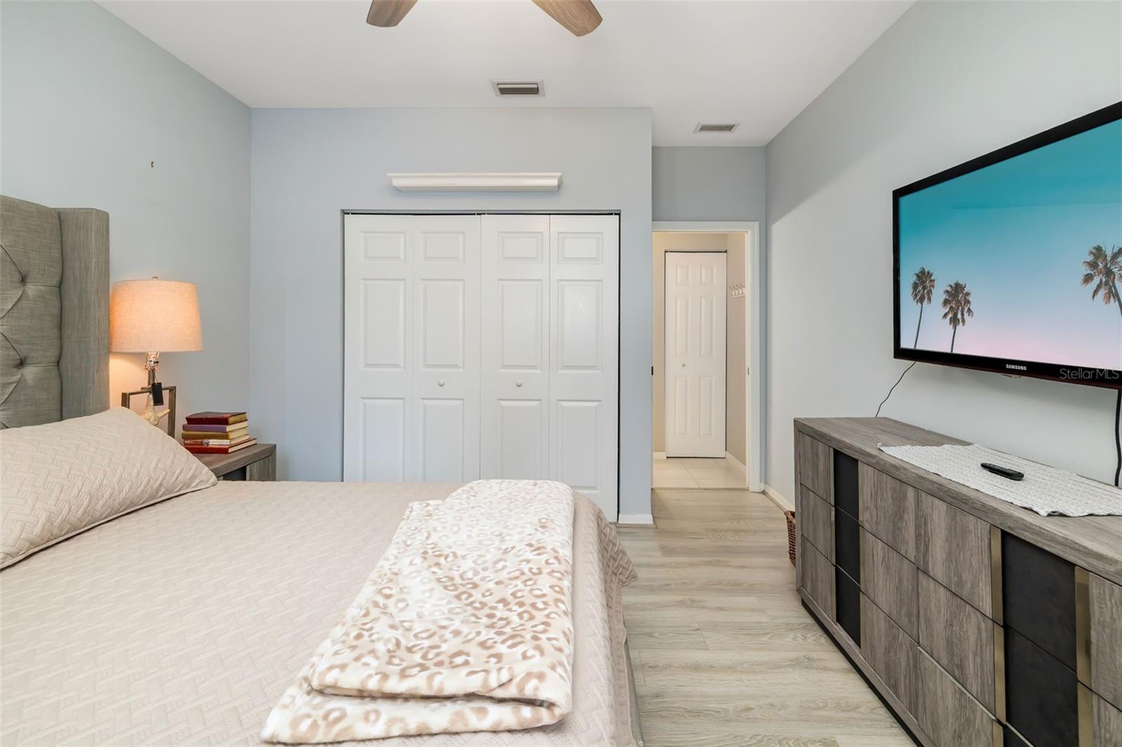 Image 20 of 44 For 411 28th Street W