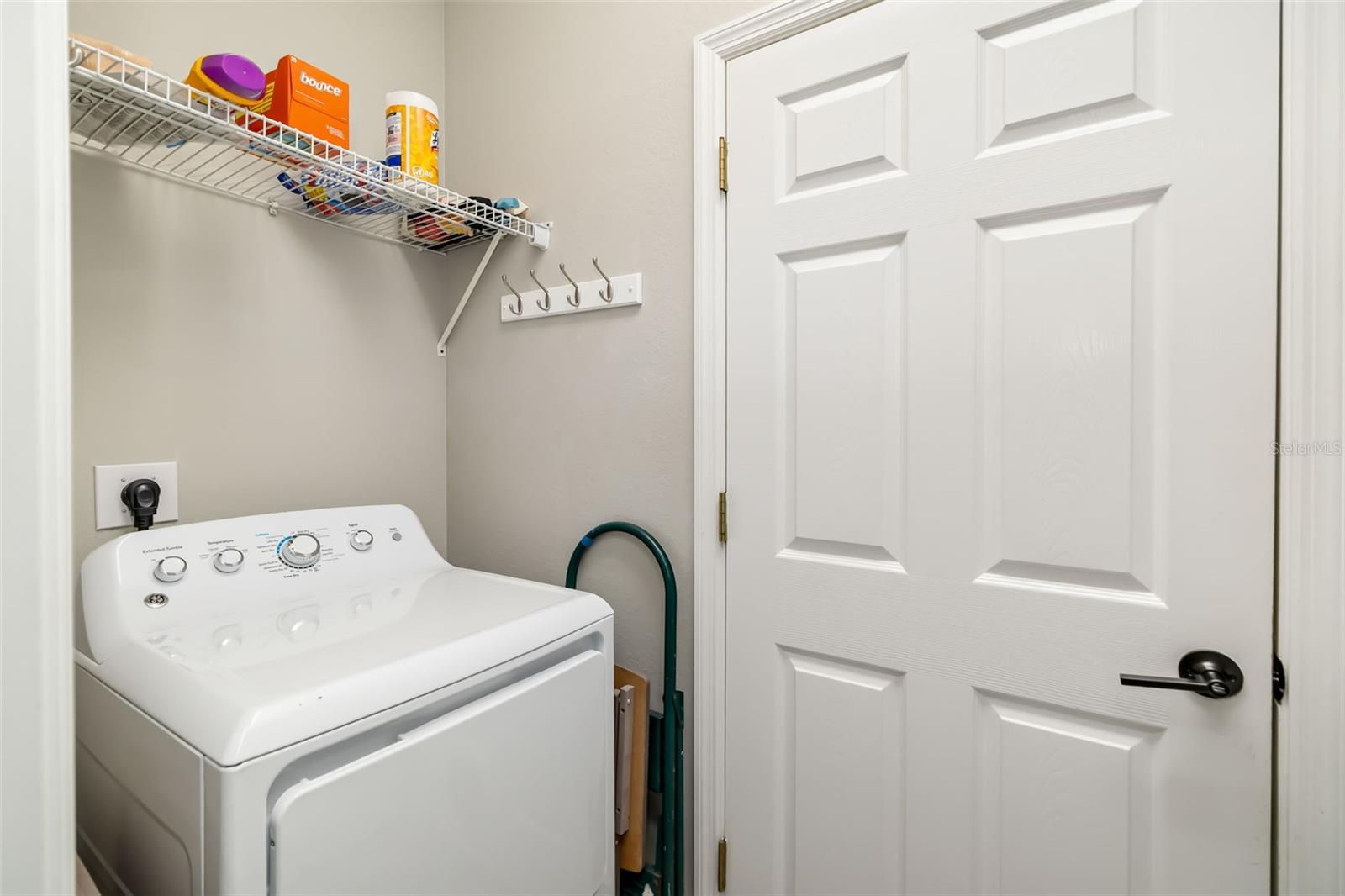 Image 28 of 44 For 411 28th Street W