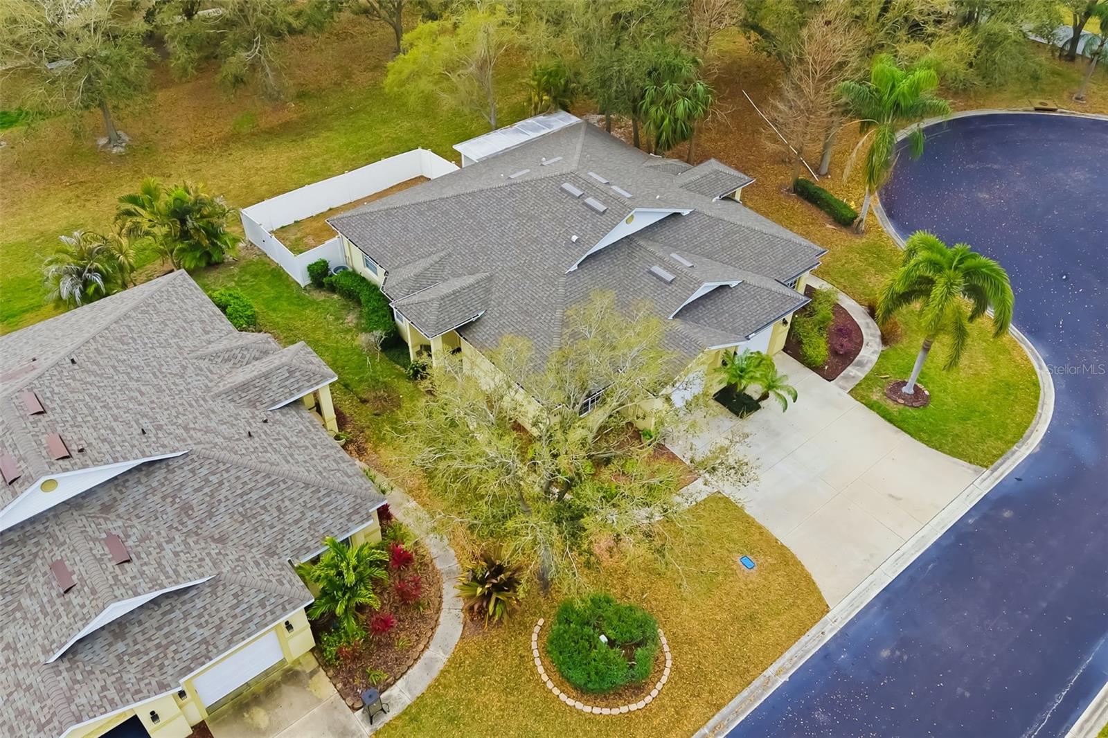 Image 36 of 44 For 411 28th Street W