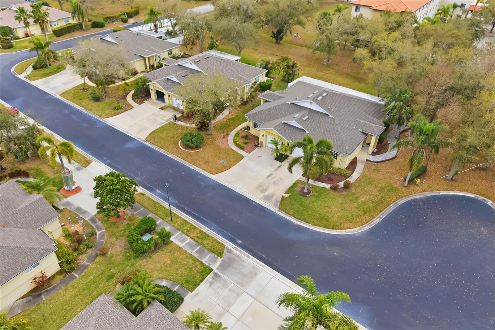 Image 43 of 44 For 411 28th Street W