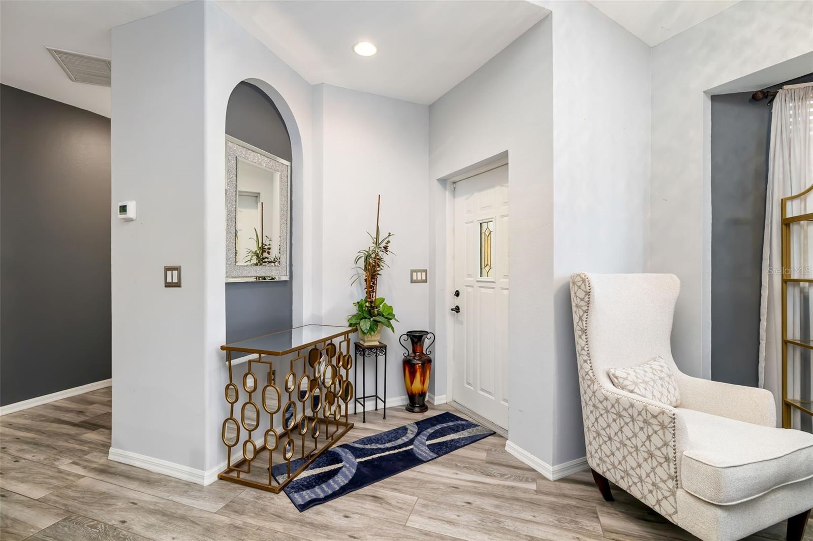 Image 5 of 44 For 411 28th Street W