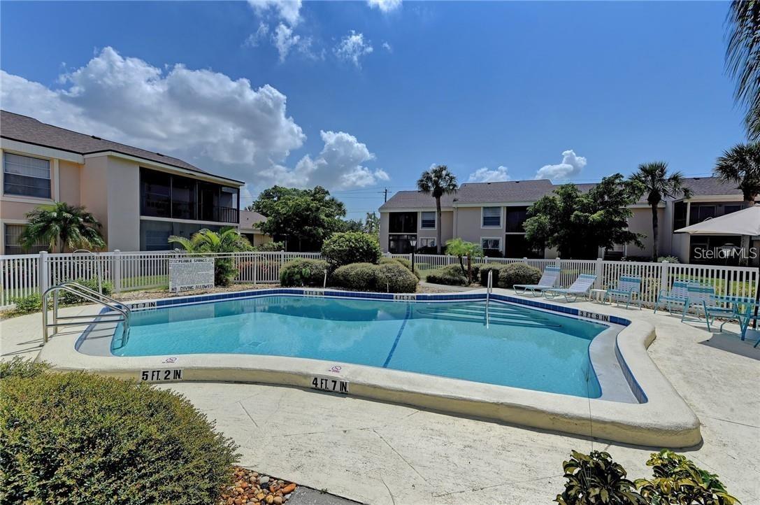 Image 17 of 21 For 6044 7th Avenue W 6044