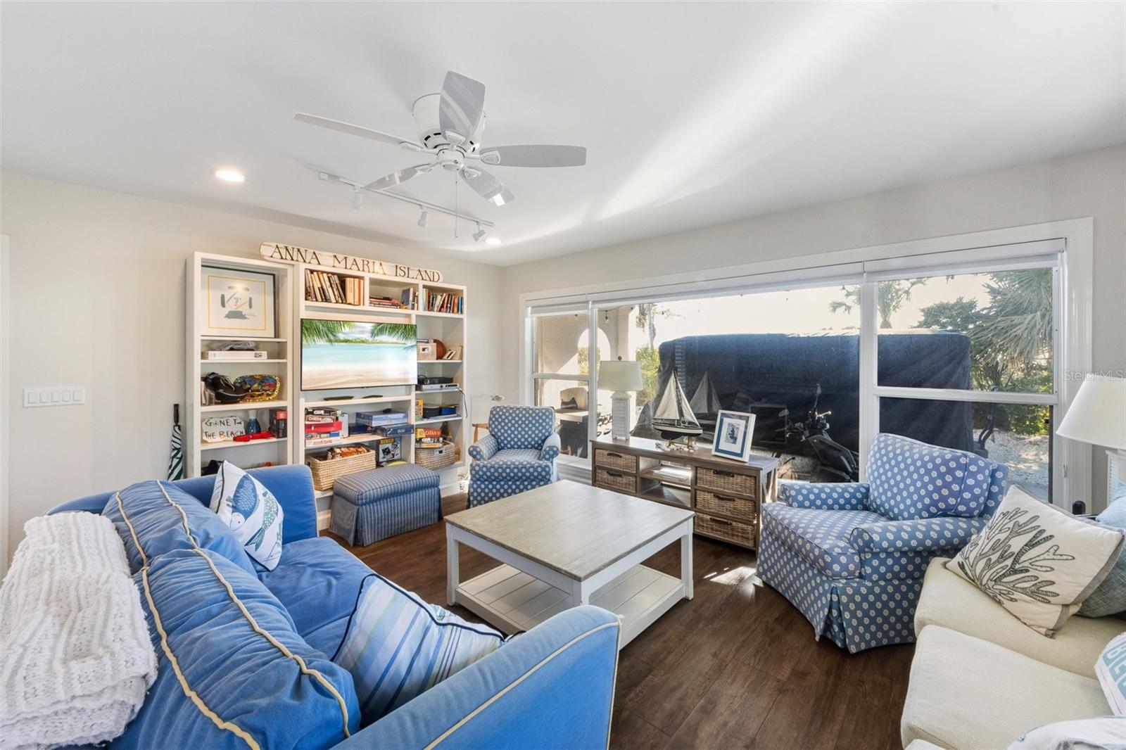 Image 19 of 42 For 103 Palm Avenue