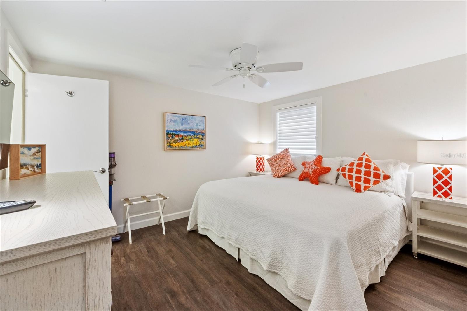 Image 26 of 42 For 103 Palm Avenue