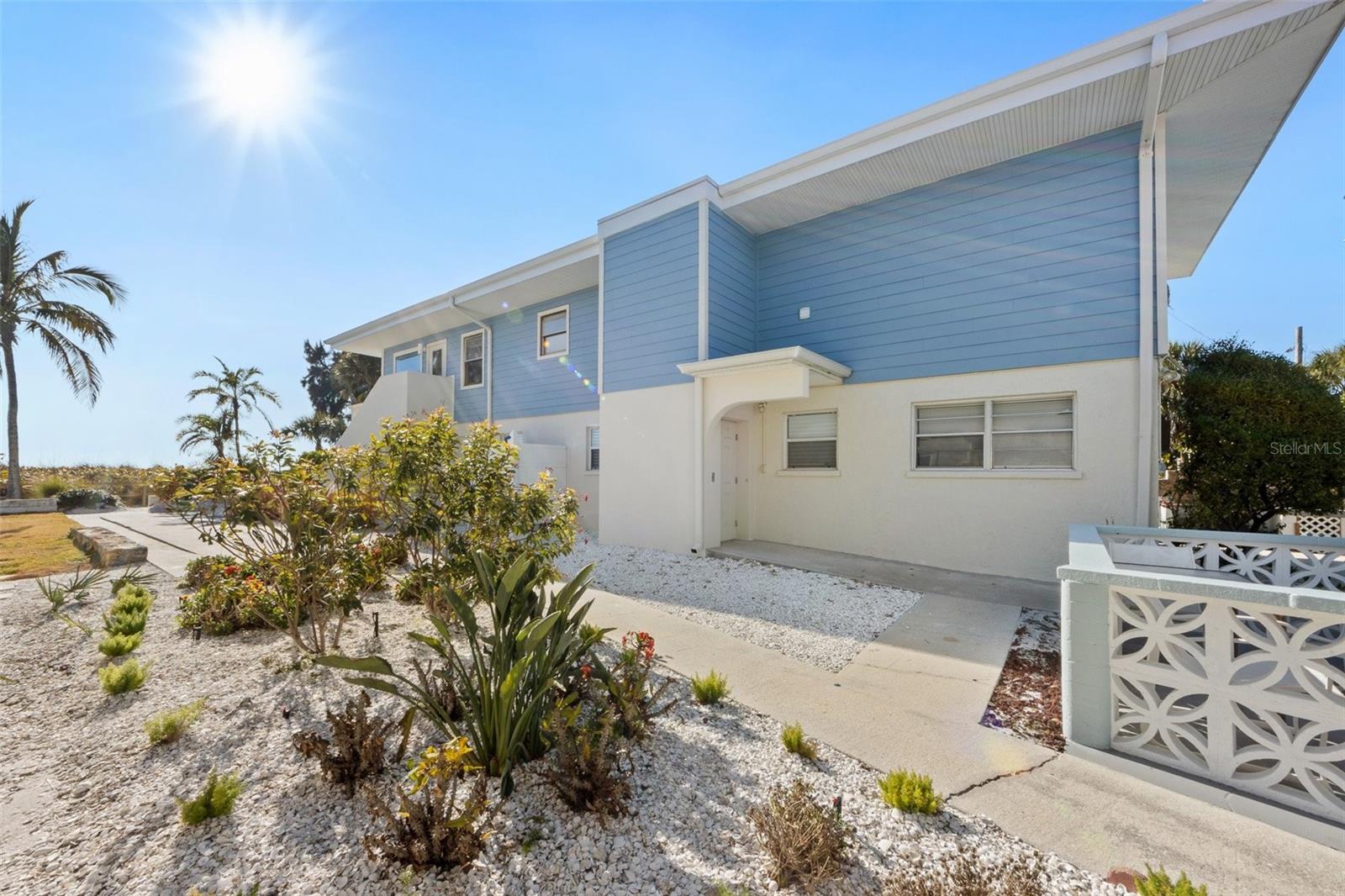 Image 29 of 42 For 103 Palm Avenue