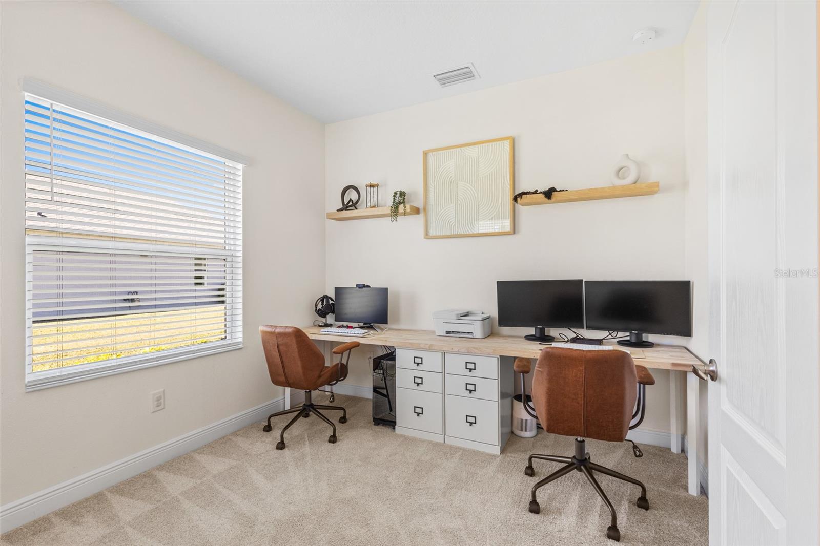 Image 19 of 81 For 10934 Sand Pine Lane