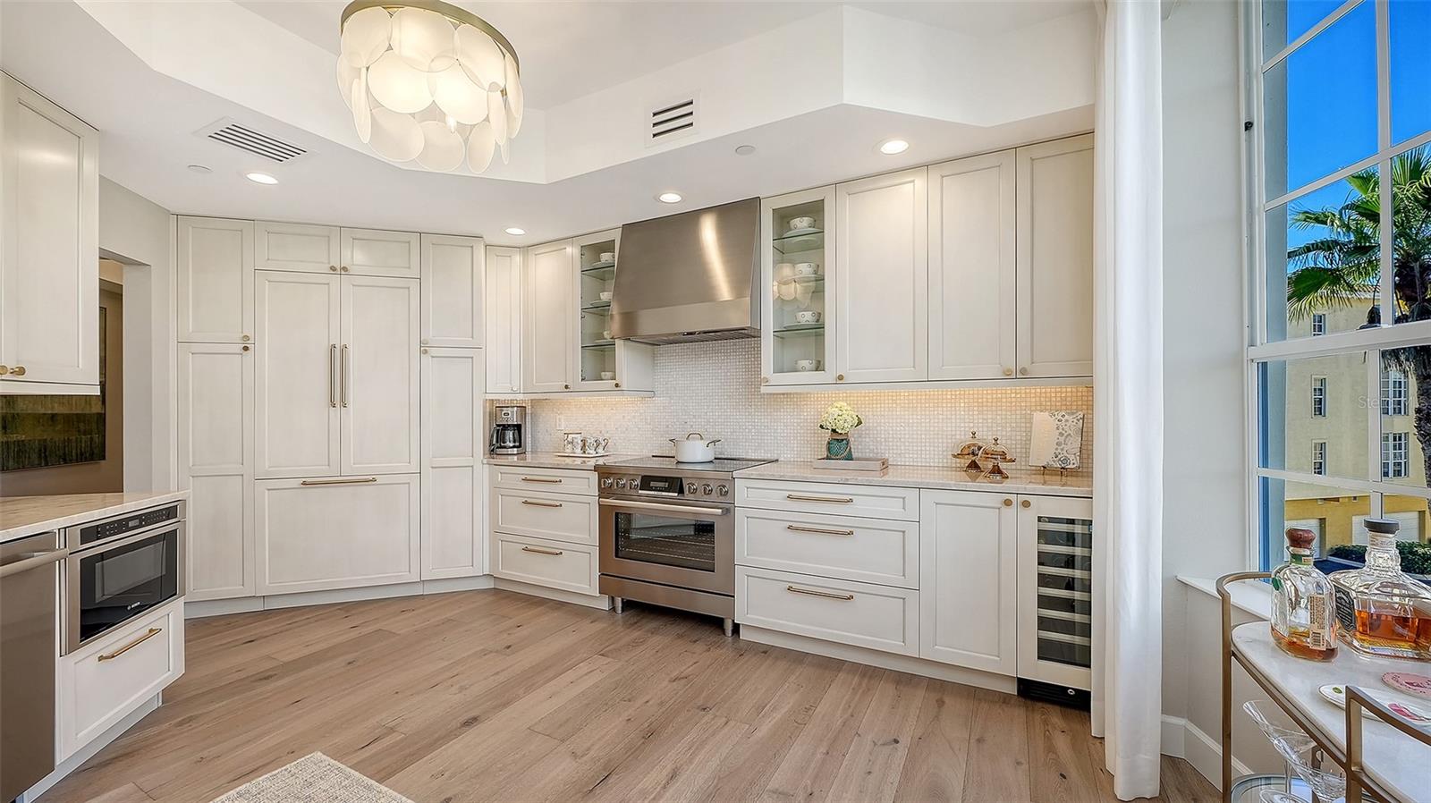 Image 17 of 85 For 6465 Watercrest Way 301