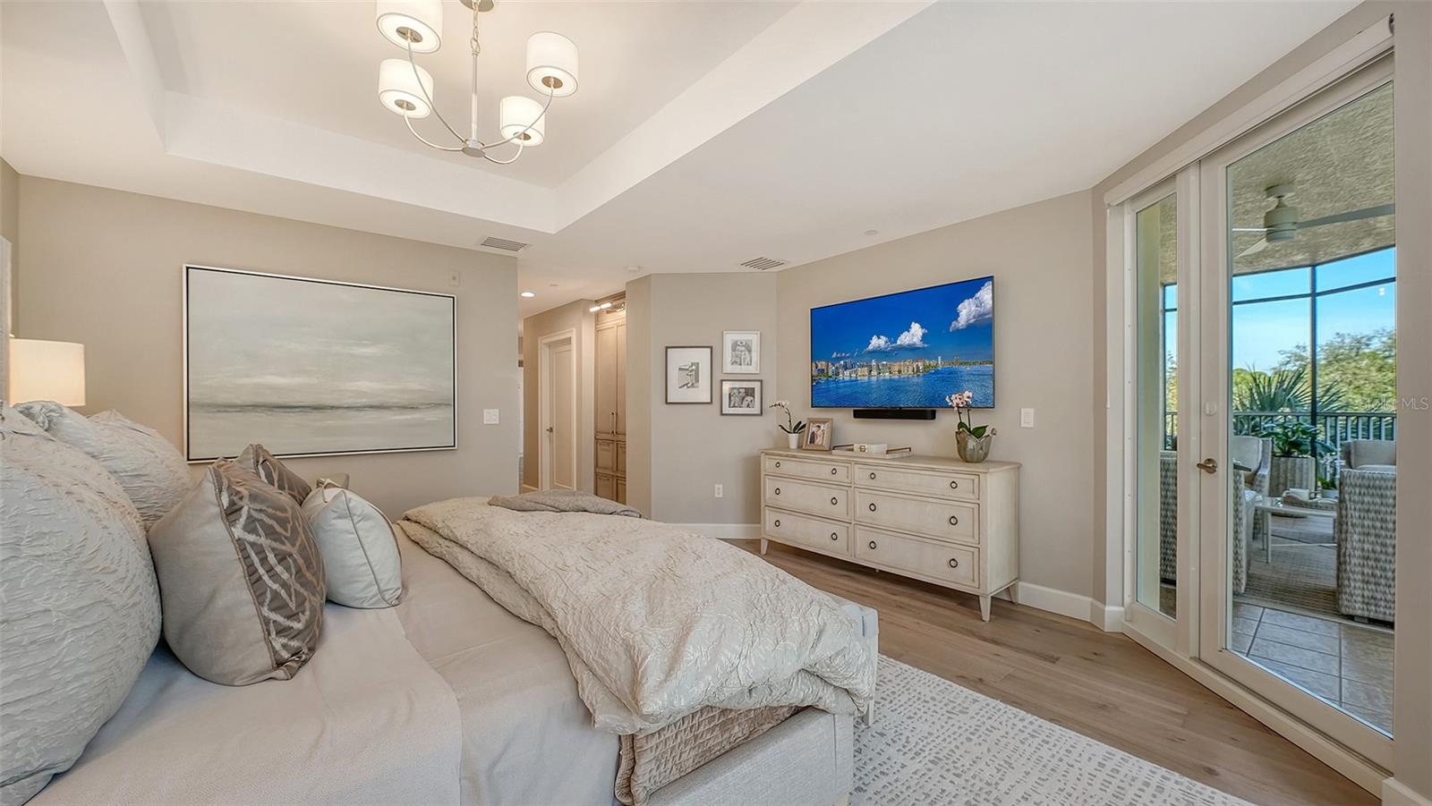 Image 30 of 85 For 6465 Watercrest Way 301