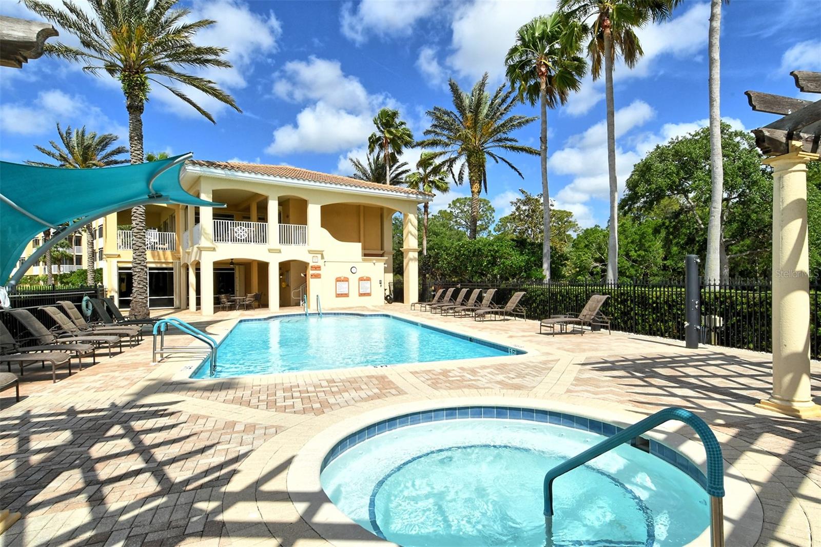 Image 71 of 85 For 6465 Watercrest Way 301