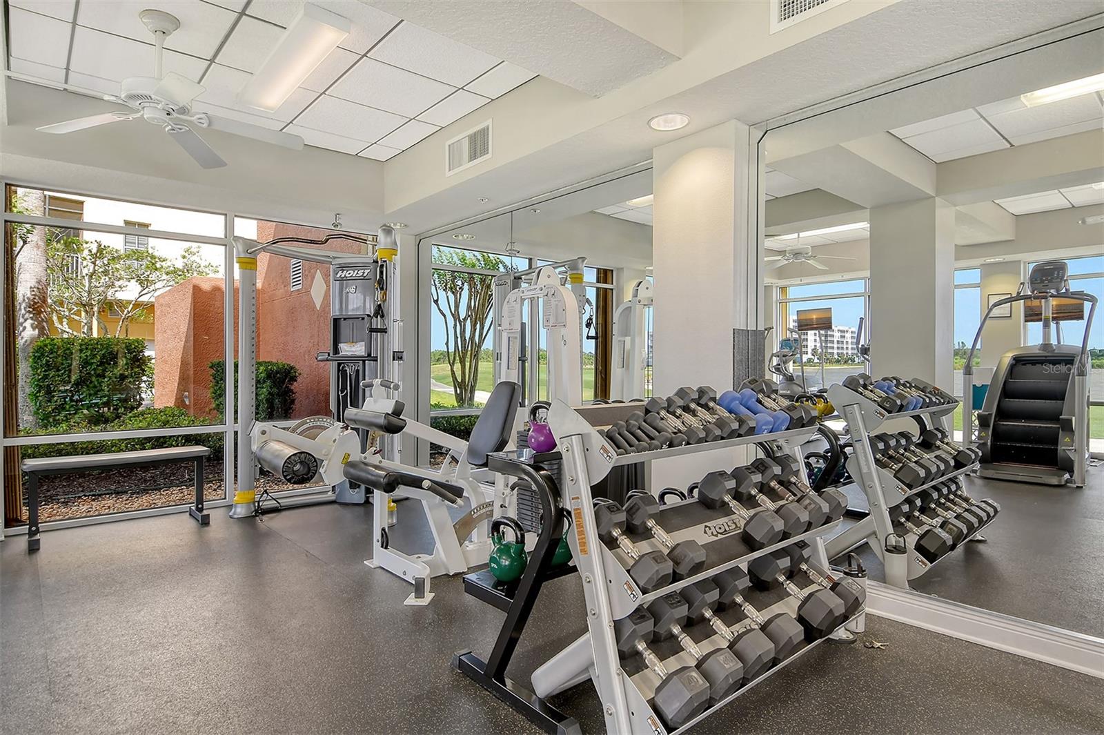 Image 76 of 85 For 6465 Watercrest Way 301