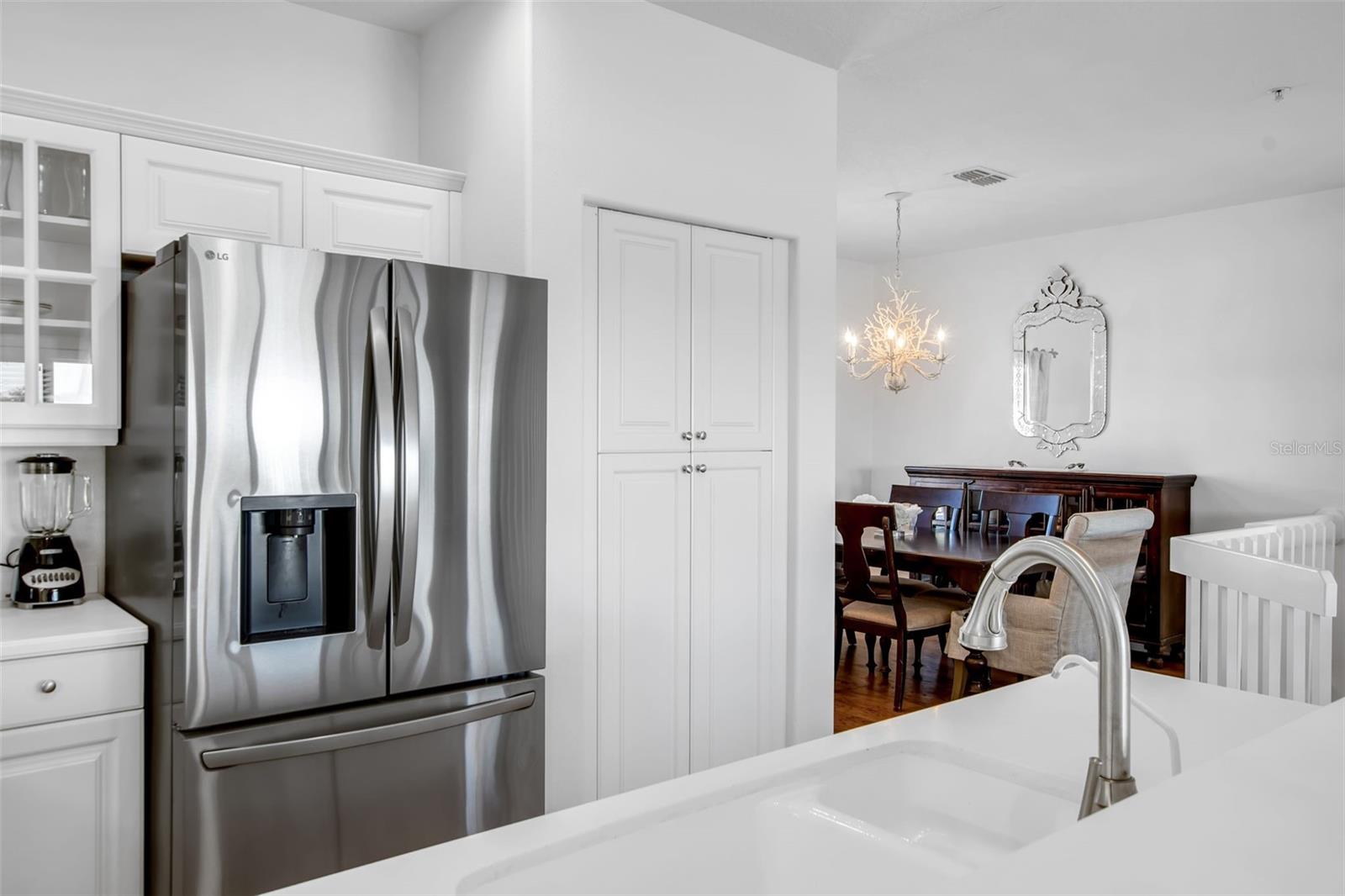 Image 14 of 45 For 9203 Midnight Pass Road 2