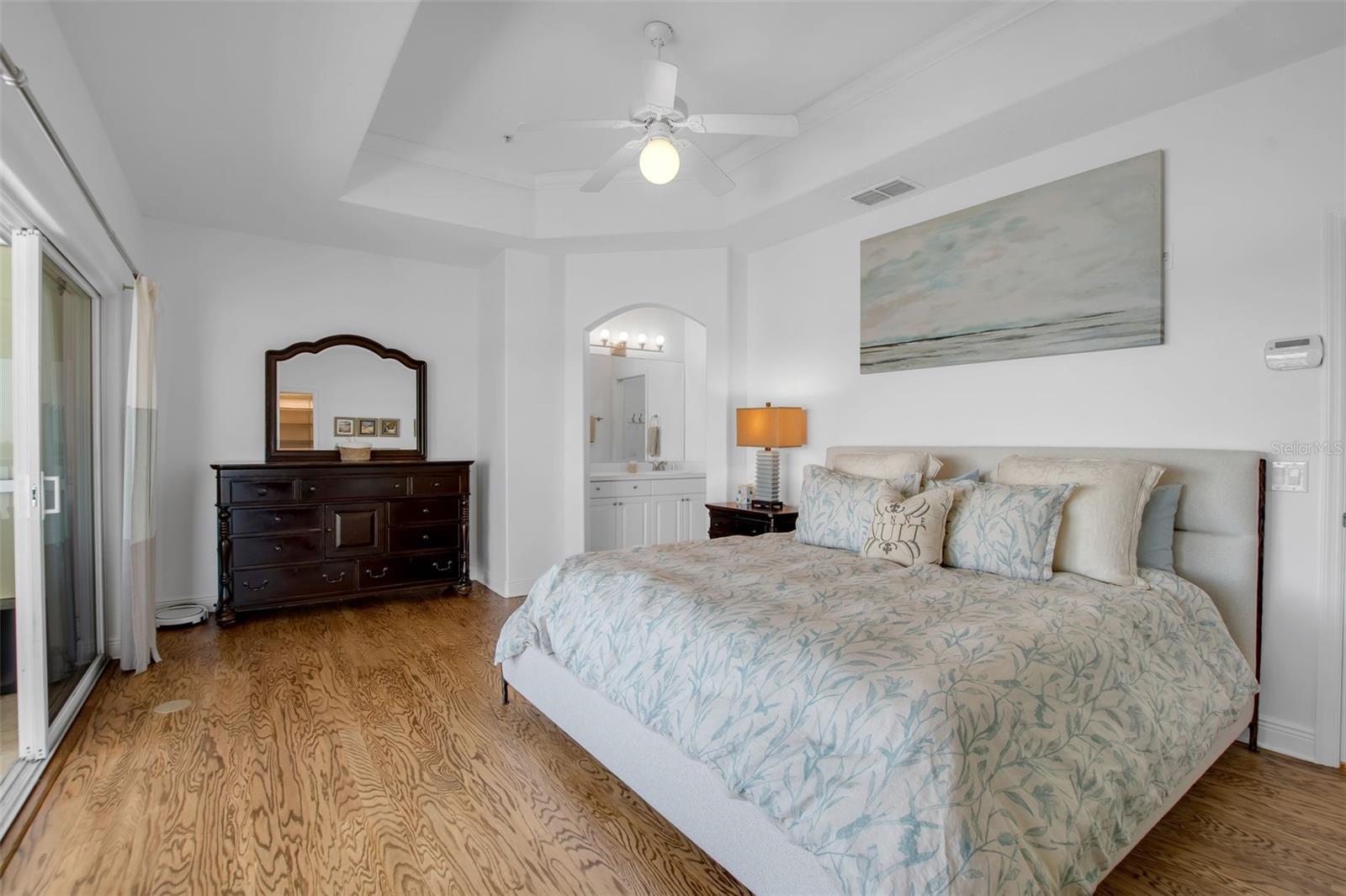 Image 19 of 45 For 9203 Midnight Pass Road 2