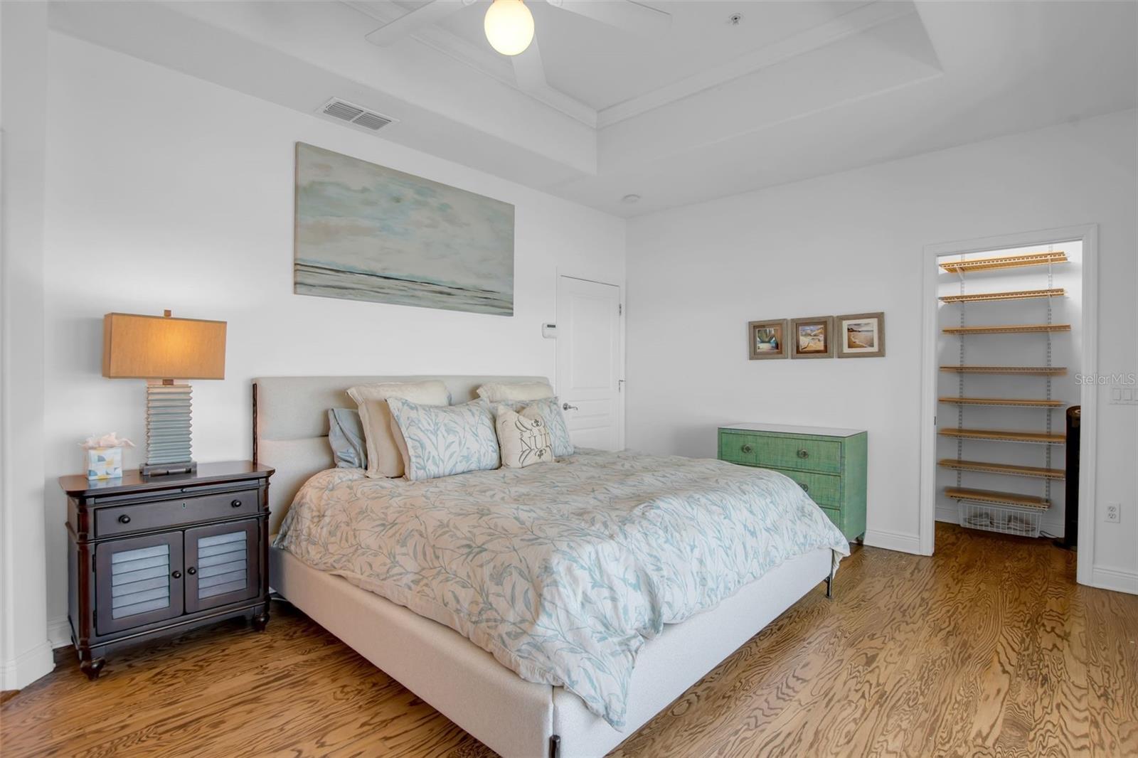 Image 21 of 45 For 9203 Midnight Pass Road 2