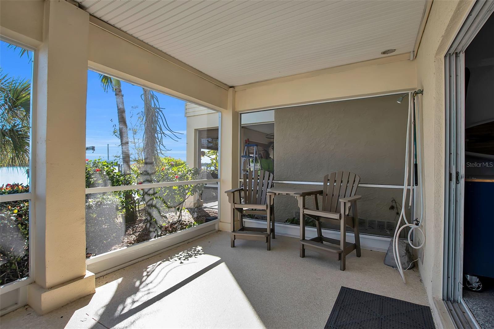 Image 37 of 45 For 9203 Midnight Pass Road 2