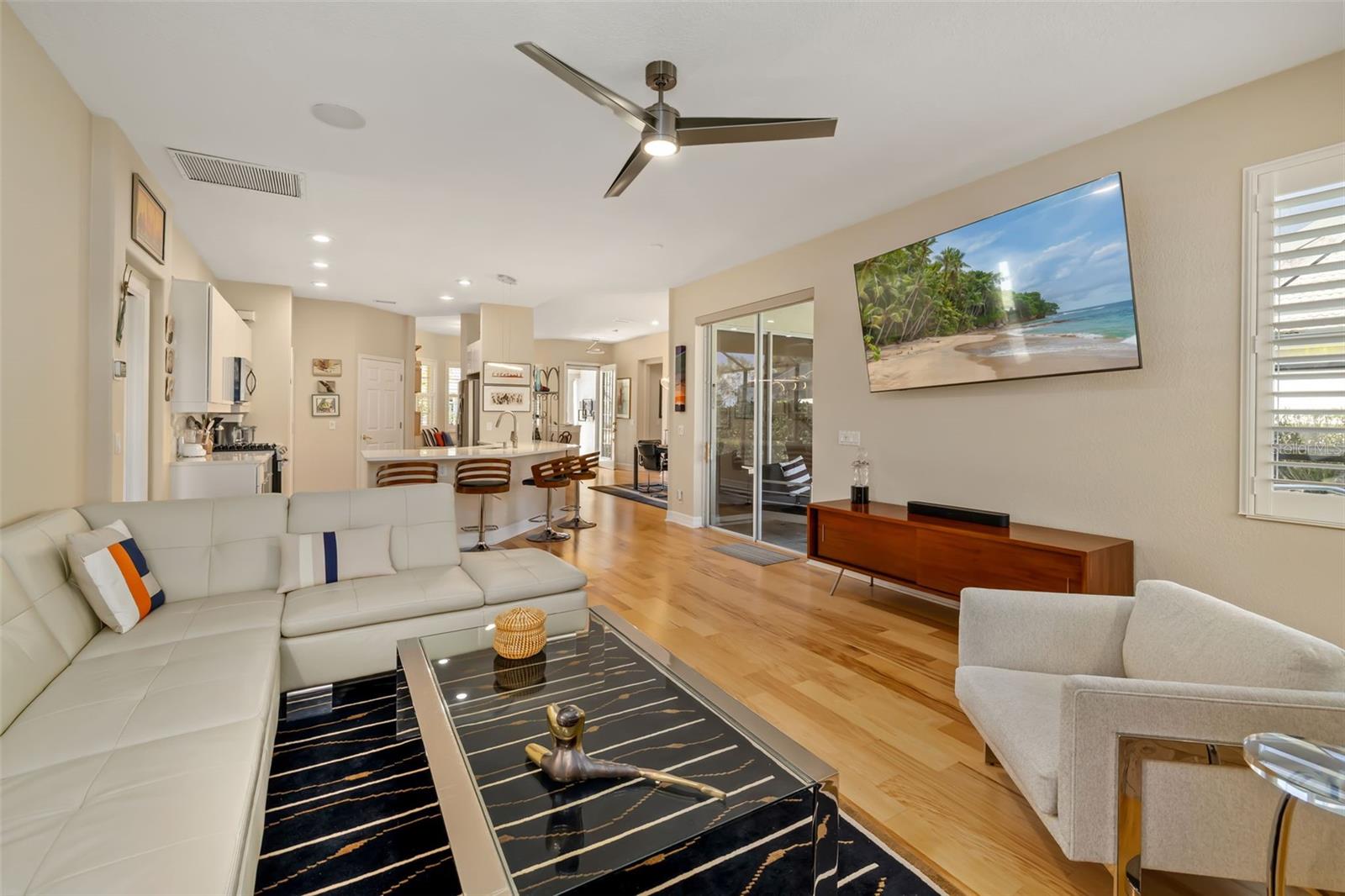 Image 14 of 84 For 9819 Discovery Terrace