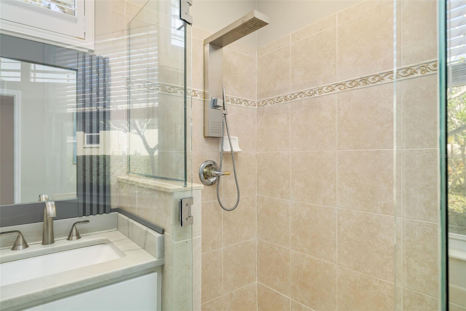 Image 24 of 84 For 9819 Discovery Terrace