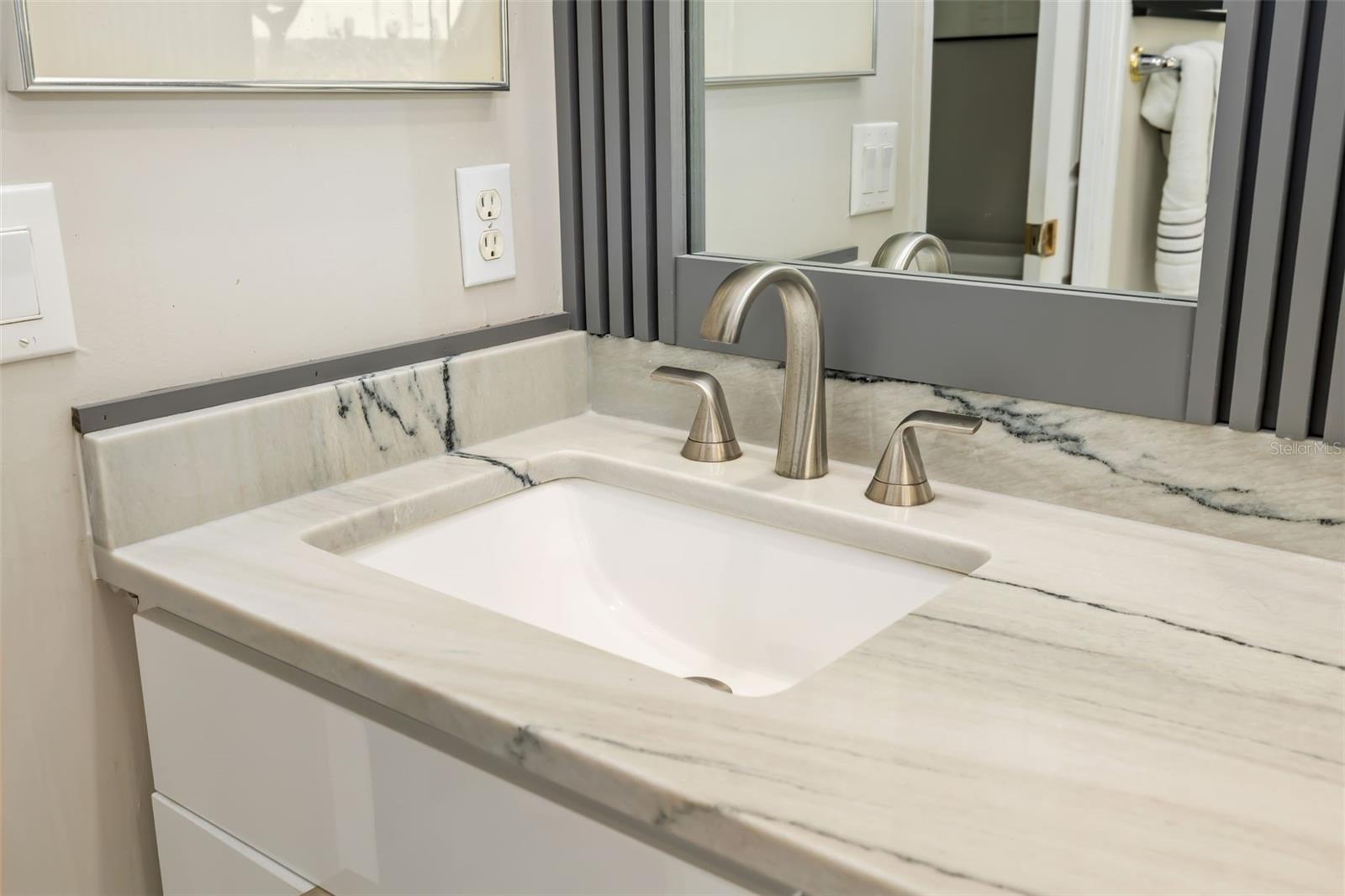 Image 25 of 84 For 9819 Discovery Terrace