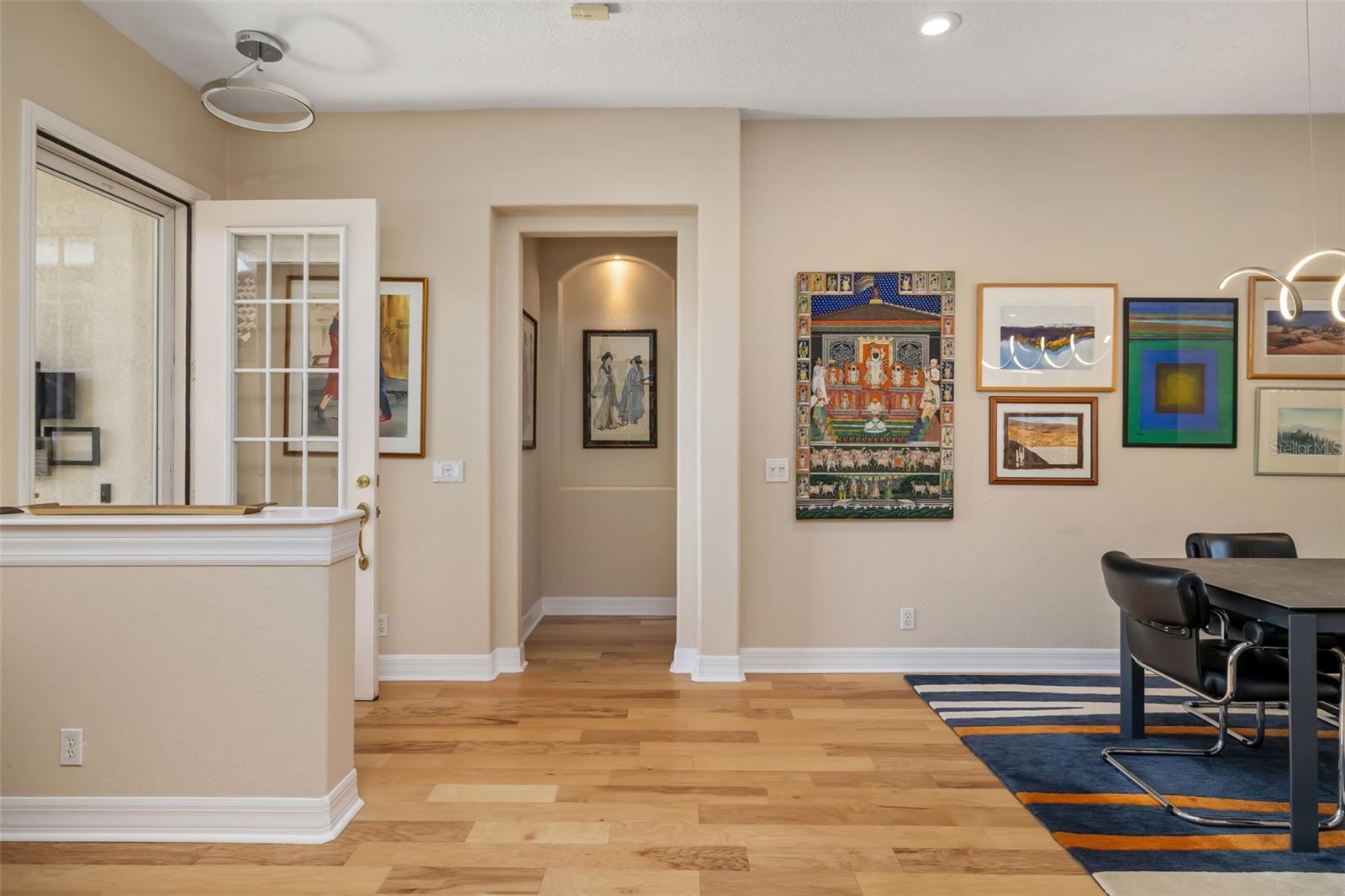 Image 34 of 84 For 9819 Discovery Terrace