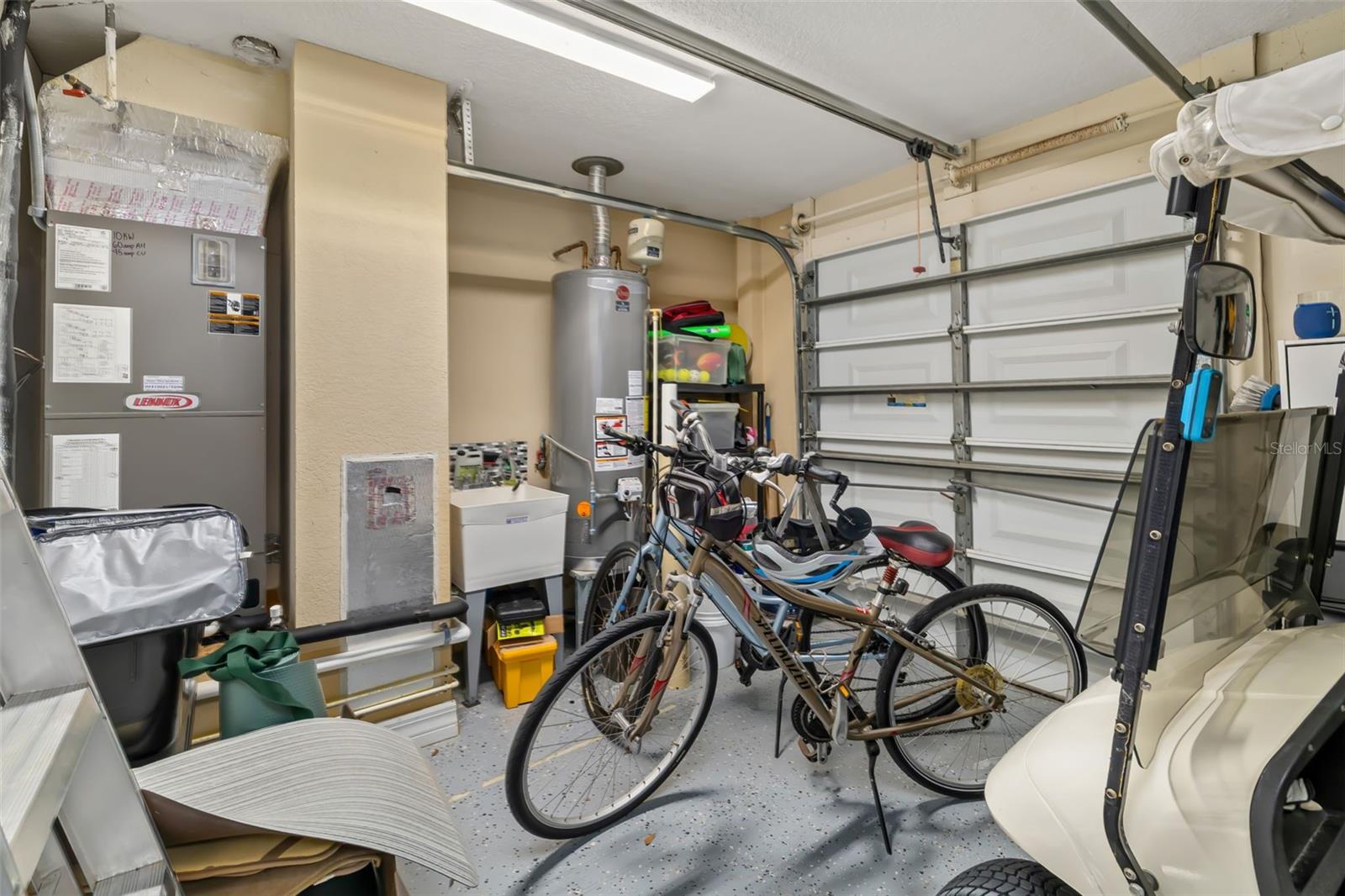 Image 45 of 84 For 9819 Discovery Terrace