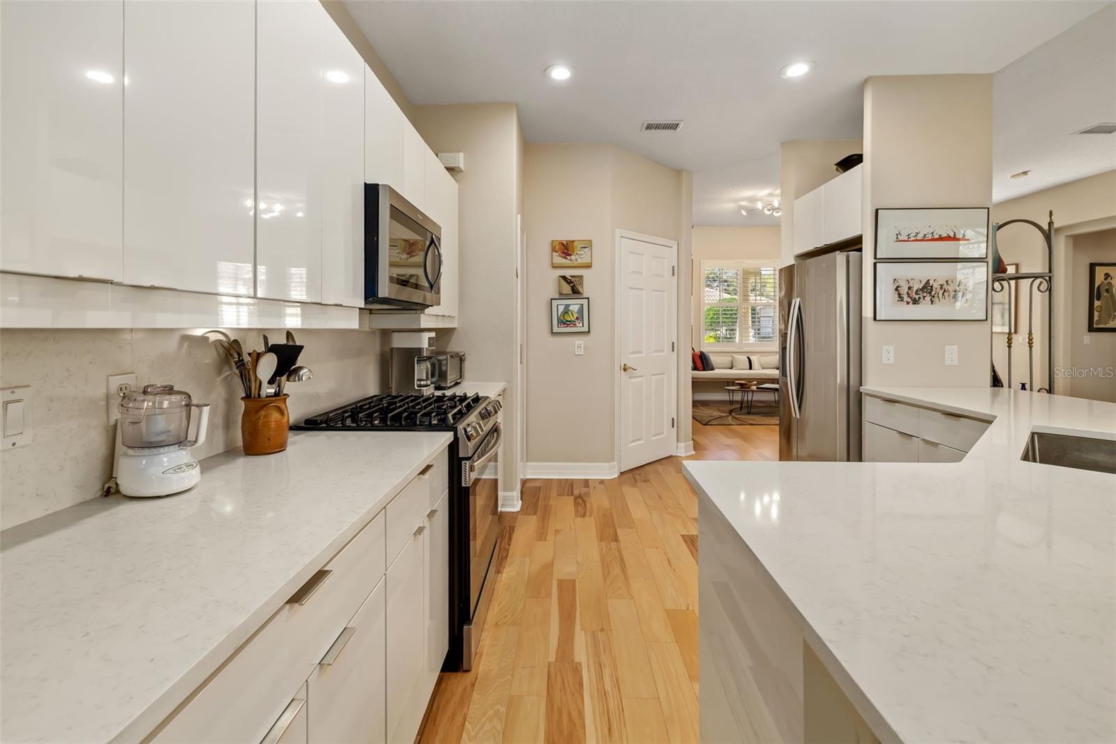 Image 9 of 84 For 9819 Discovery Terrace