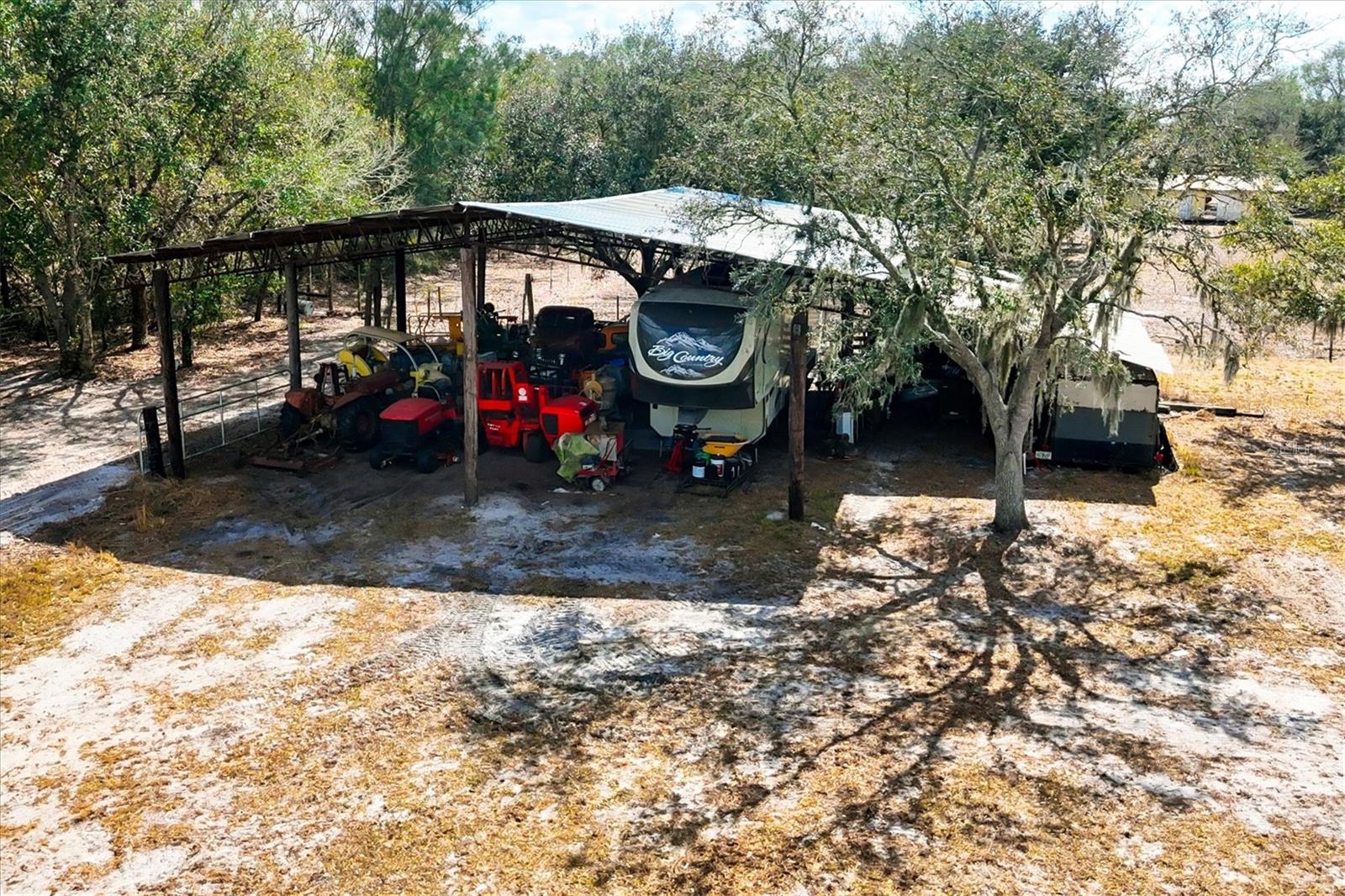 Image 6 of 20 For 6096 Cul De Sac Road