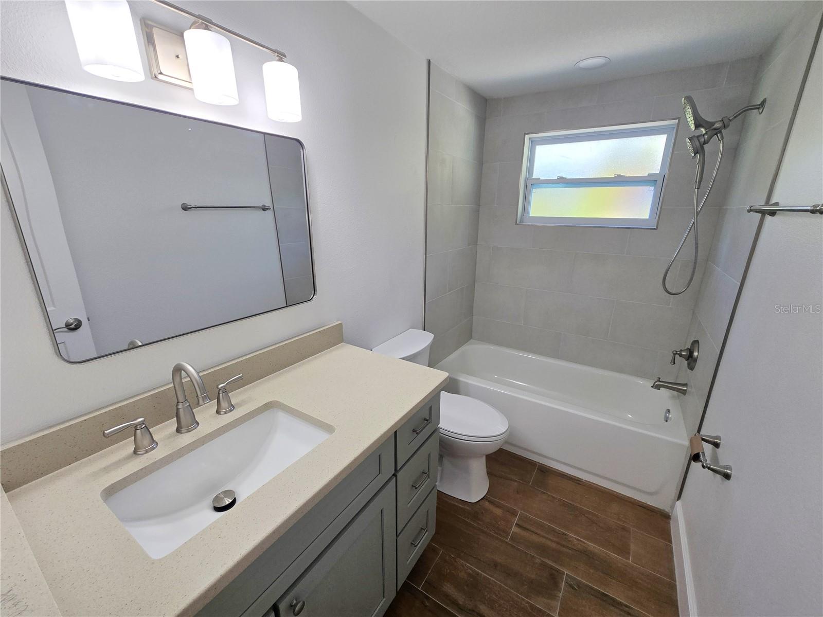 Image 16 of 23 For 5702 Carissa Street A