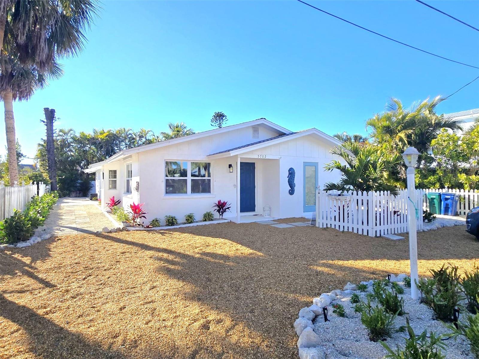 Image 21 of 23 For 5702 Carissa Street A