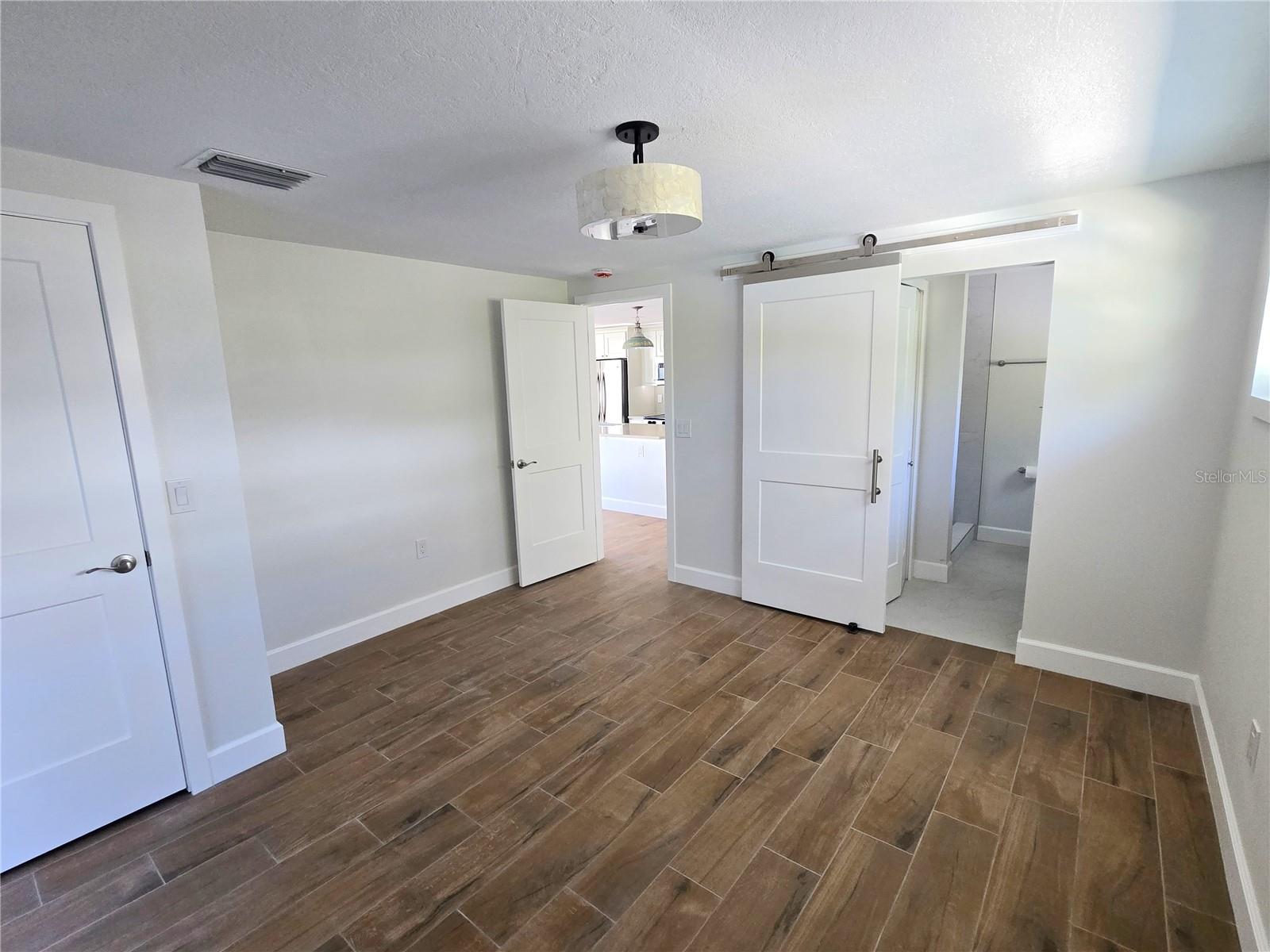 Image 9 of 23 For 5702 Carissa Street A