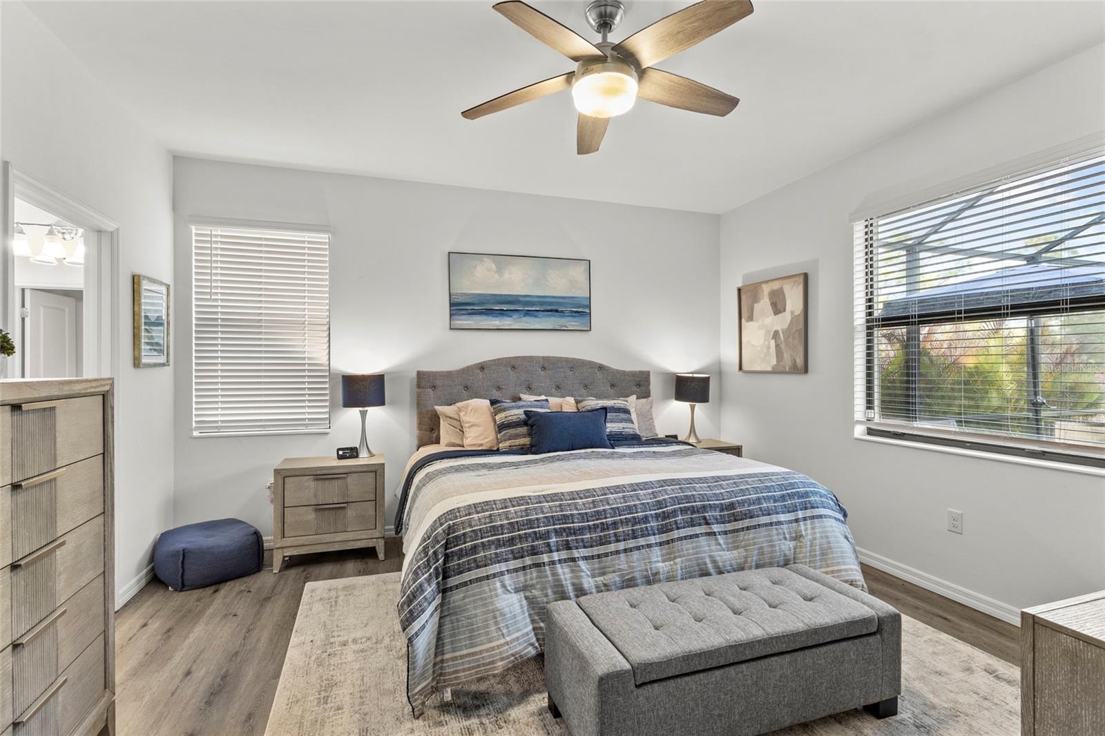 Image 21 of 41 For 15944 Honey Suckle Street