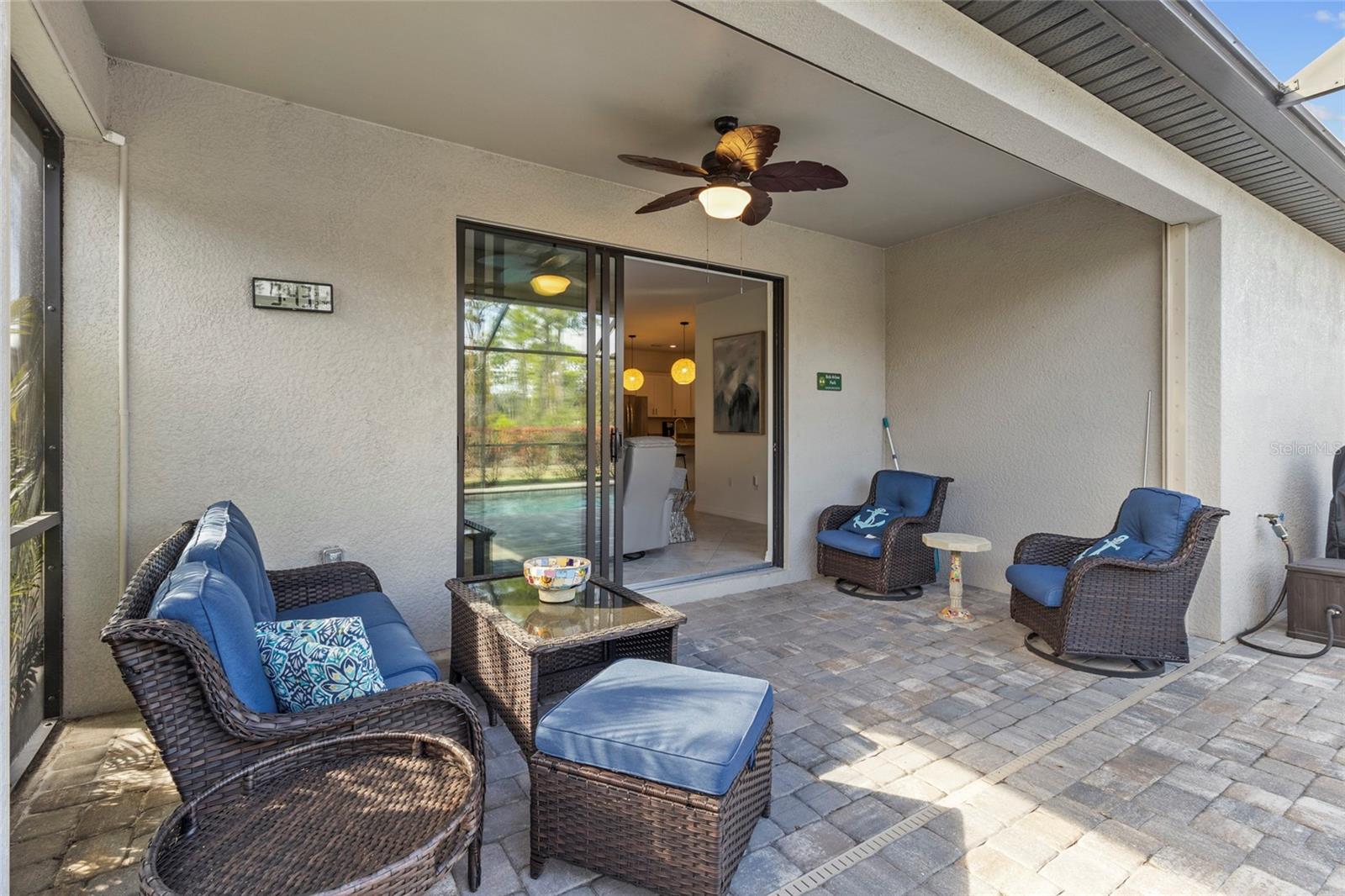 Image 27 of 41 For 15944 Honey Suckle Street