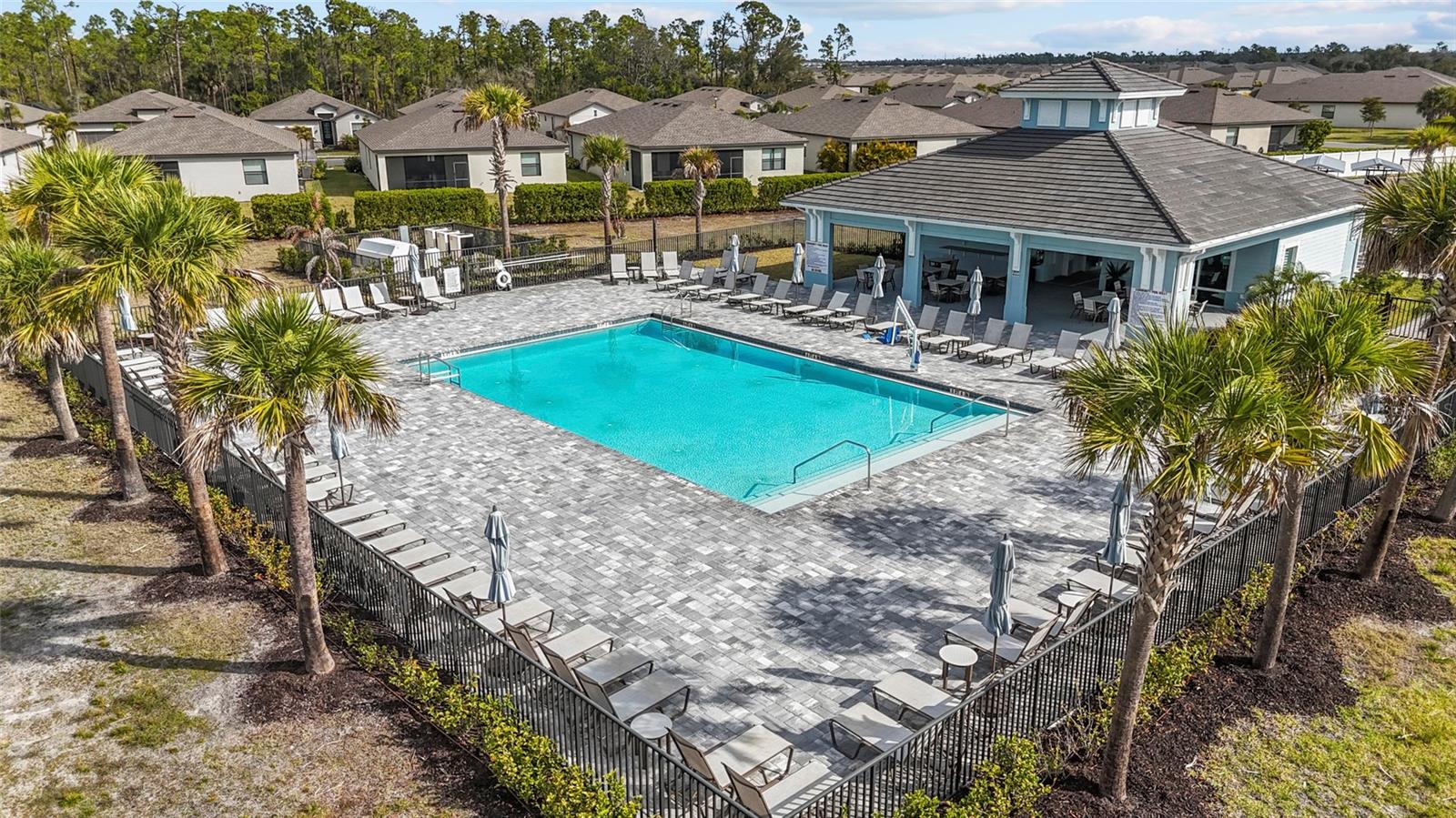 Image 41 of 41 For 15944 Honey Suckle Street