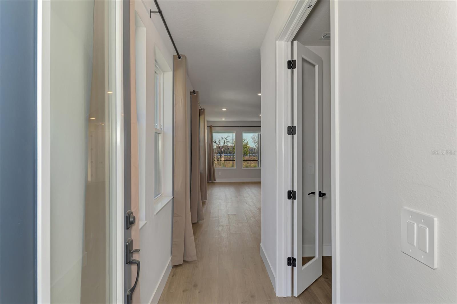 Image 7 of 40 For 2821 Marrakesh Lane