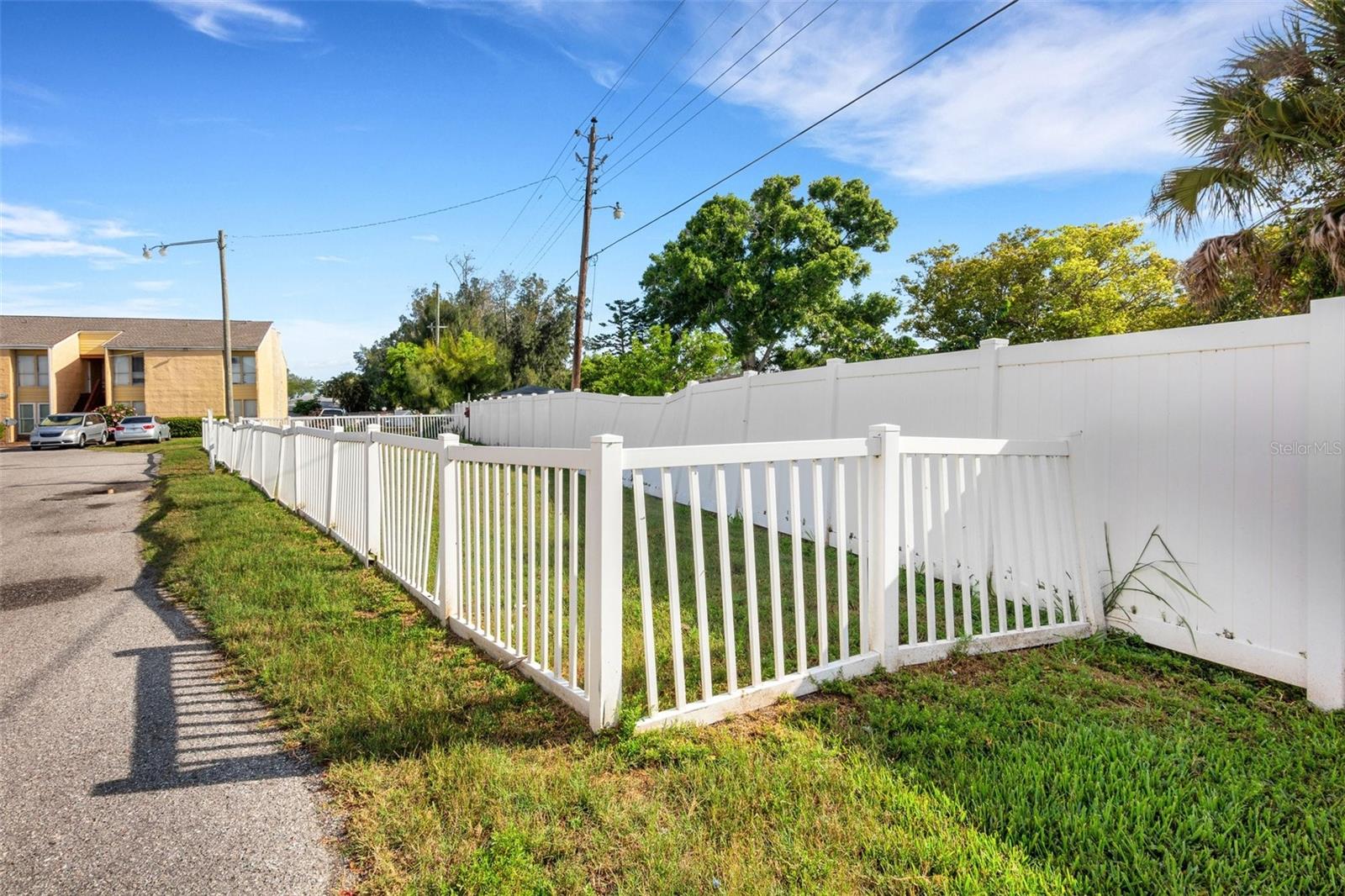 Image 30 of 36 For 3413 Clark Rd  114