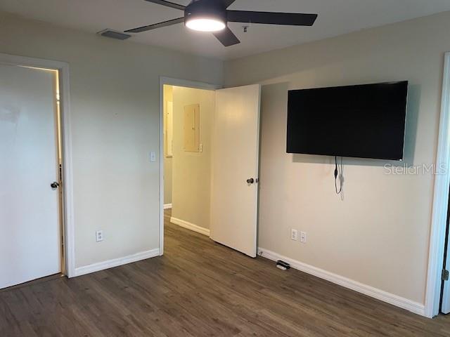 Listing photo id 11 for 4028 Crockers Lake Boulevard 11