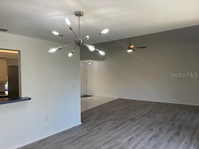 Image 4 of 27 For 747 Sorrento Inlet 747